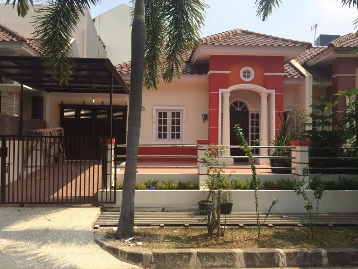 Rumah Disewakan Fully Furnished di Tropikana Residence Jababeka Cikarang